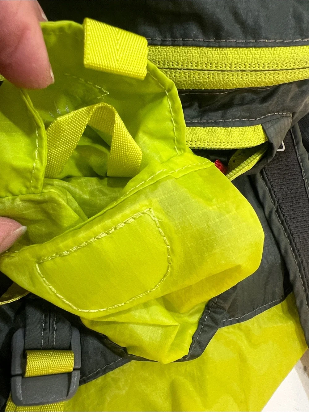 OSPREY Ultralight Stuff Pack 18L Backpack Olive Green Lime Packable Unisex